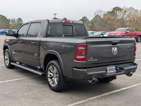 Used 2022 RAM 1500 Laramie w/ Sport Appearance Package image 7