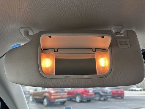 Used 2024 Ford Edge SEL image 27