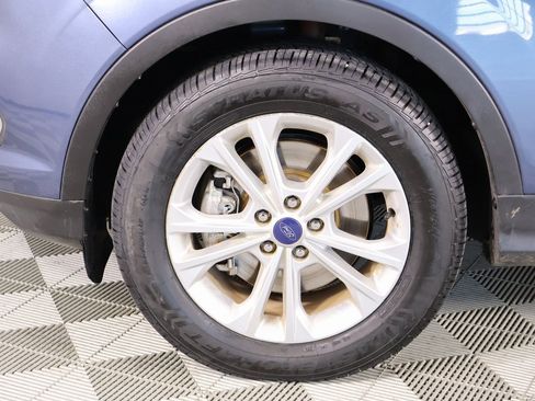 Used 2018 Ford Escape SE image 17