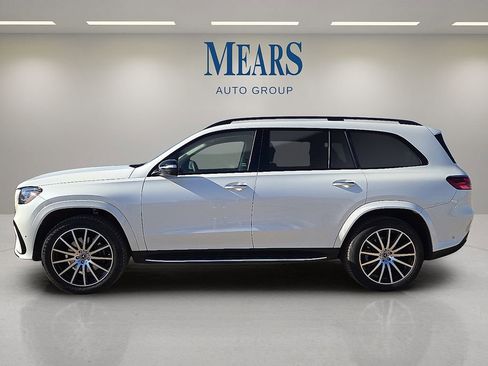 Used 2024 Mercedes-Benz GLS 450 4MATIC w/ Pinnacle Trim Package image 2