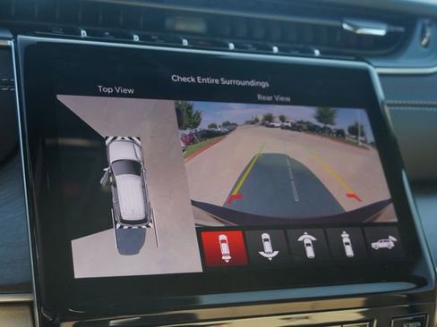 New 2025 Jeep Grand Cherokee L Limited w/ Luxury Tech Group II RWD image 25