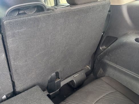 Used 2019 Dodge Journey SE image 31