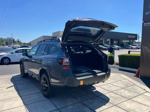 Used 2022 Subaru Outback Wilderness AWD/4WD image 9