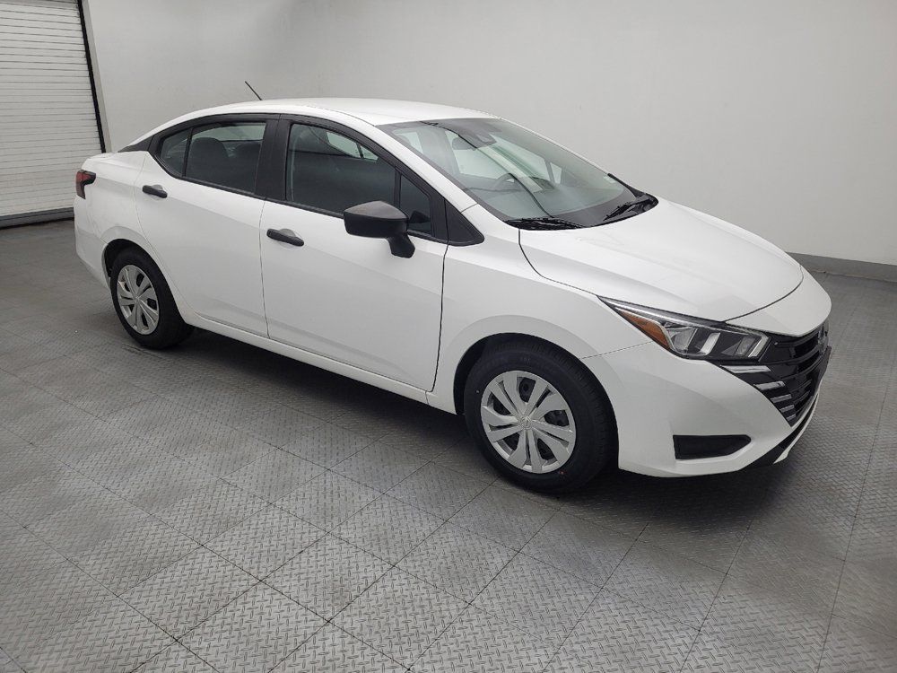 Used 2023 Nissan Versa S FWD image 11