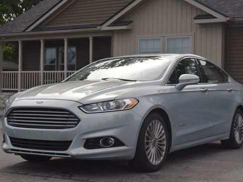 Used 2013 Ford Fusion Titanium w/ Titanium Driver Assist Pkg FWD image 1