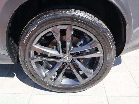 New 2026 Lexus NX 350h FWD w/ Premium image 9