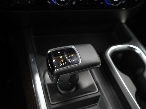 Used 2024 GMC Sierra 1500 Elevation w/ Elevation Premium Package AWD/4WD image 22
