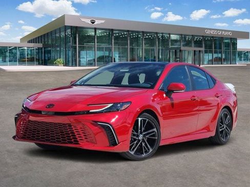 Used 2025 Toyota Camry XSE w/ Premium Package FWD image 1