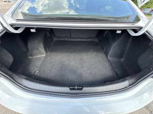 Used 2023 Chevrolet Malibu LT image 23