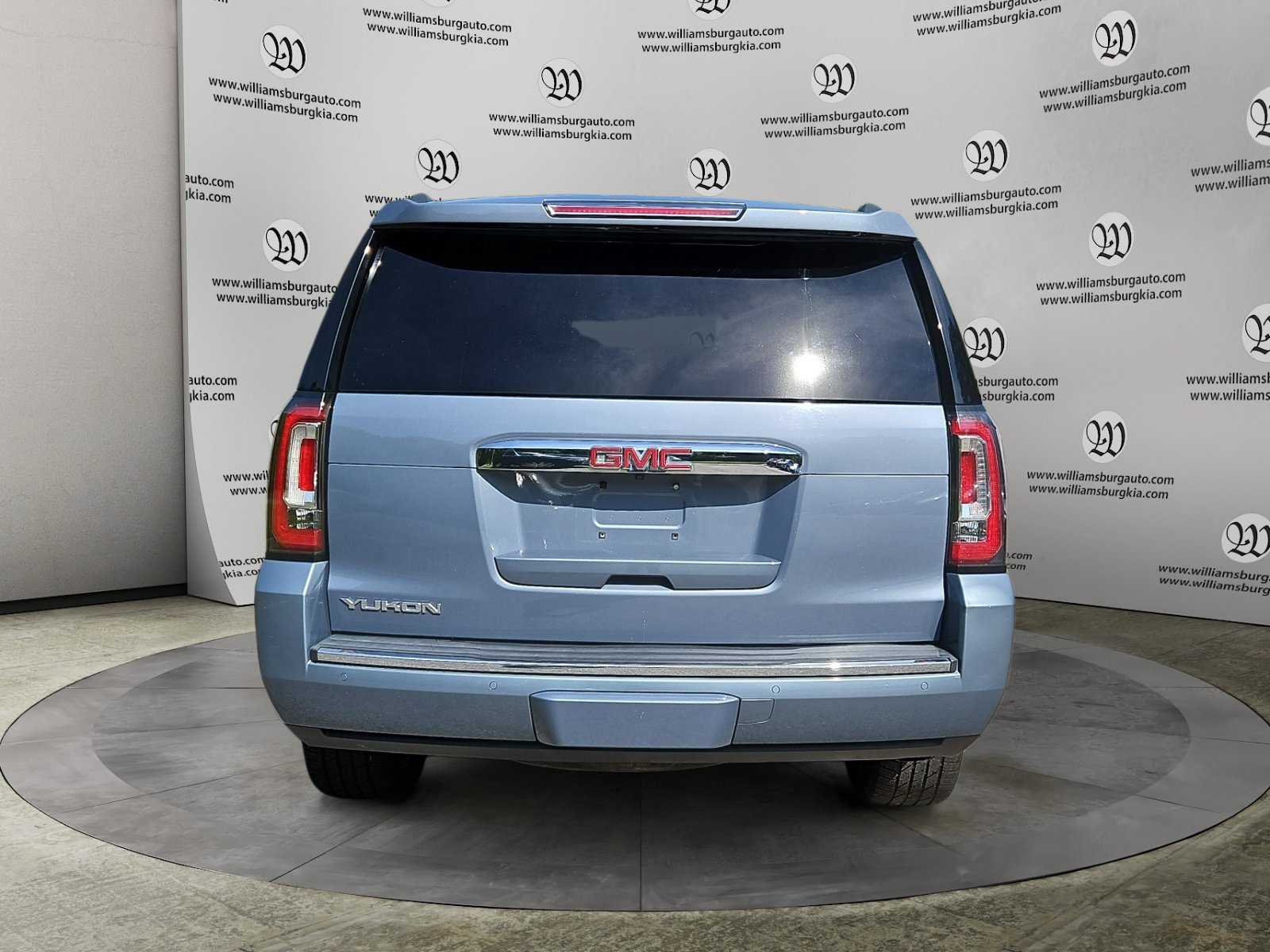 Used 2016 GMC Yukon Denali w/ Open Road Package AWD/4WD image 4