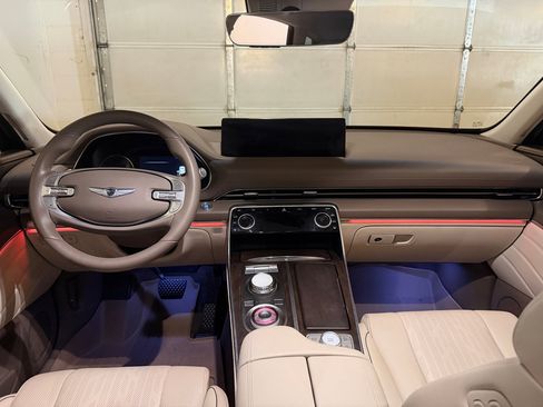 Used 2023 Genesis GV80 3.5T Advanced + w/ Cargo Package image 18