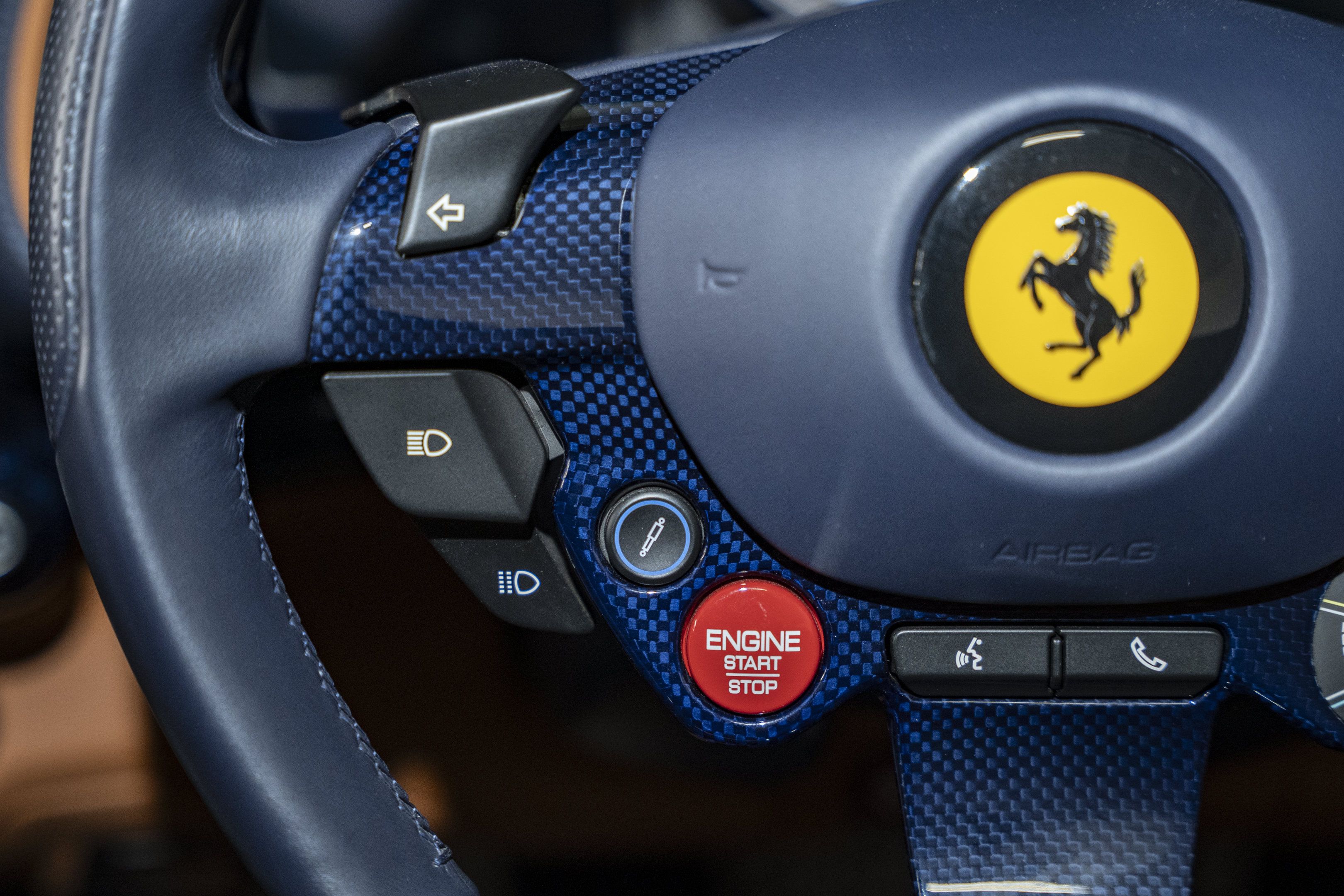 Used 2021 Ferrari 812 GTS RWD image 37