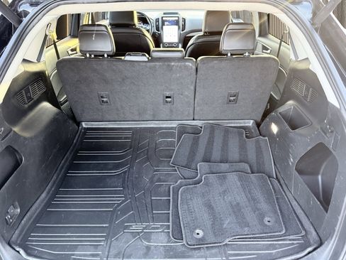 Used 2023 Ford Edge SEL w/ Convenience Package image 17