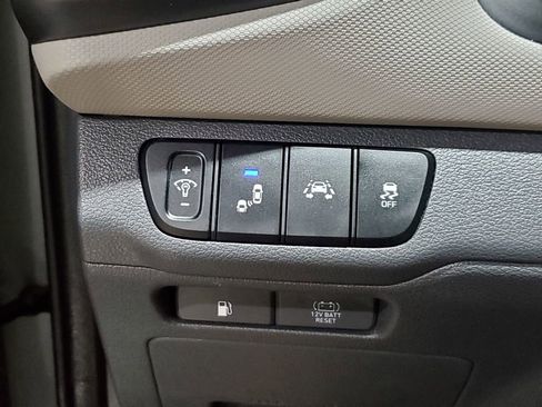 Used 2019 Hyundai Ioniq Limited FWD image 35