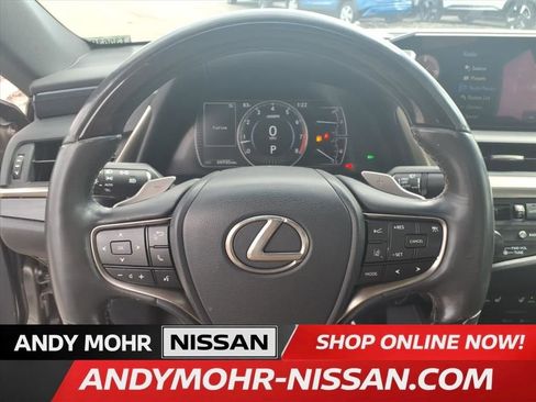 Used 2020 Lexus ES 350 350 w/ Premium Package image 18