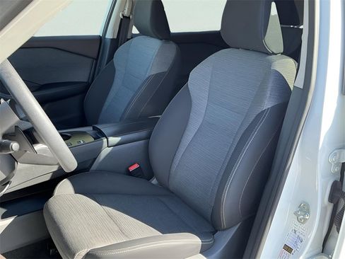 Used 2023 Nissan Rogue SV image 28