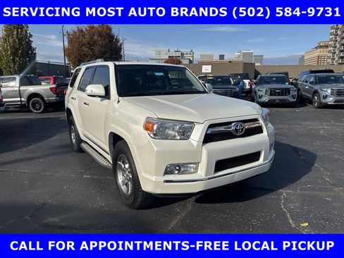 Used 2013 Toyota 4Runner SR5 image 4