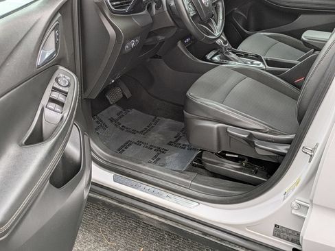 Used 2021 Buick Encore GX Preferred FWD image 22