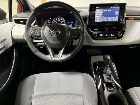Used 2021 Toyota Corolla SE w/ SE Premium Package FWD image 11