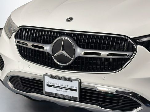 Used 2026 Mercedes-Benz GLC 300 image 13