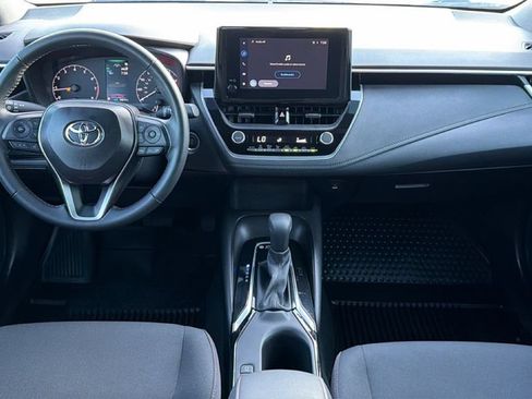 Used 2025 Toyota Corolla SE FWD image 25