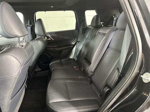 Used 2024 Mitsubishi Outlander SEL Black Edition image 27