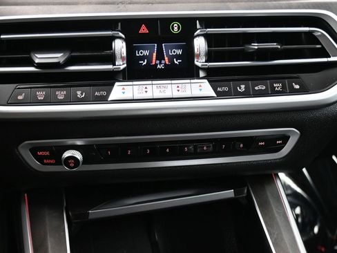 Used 2023 BMW X5 xDrive40i AWD/4WD image 20