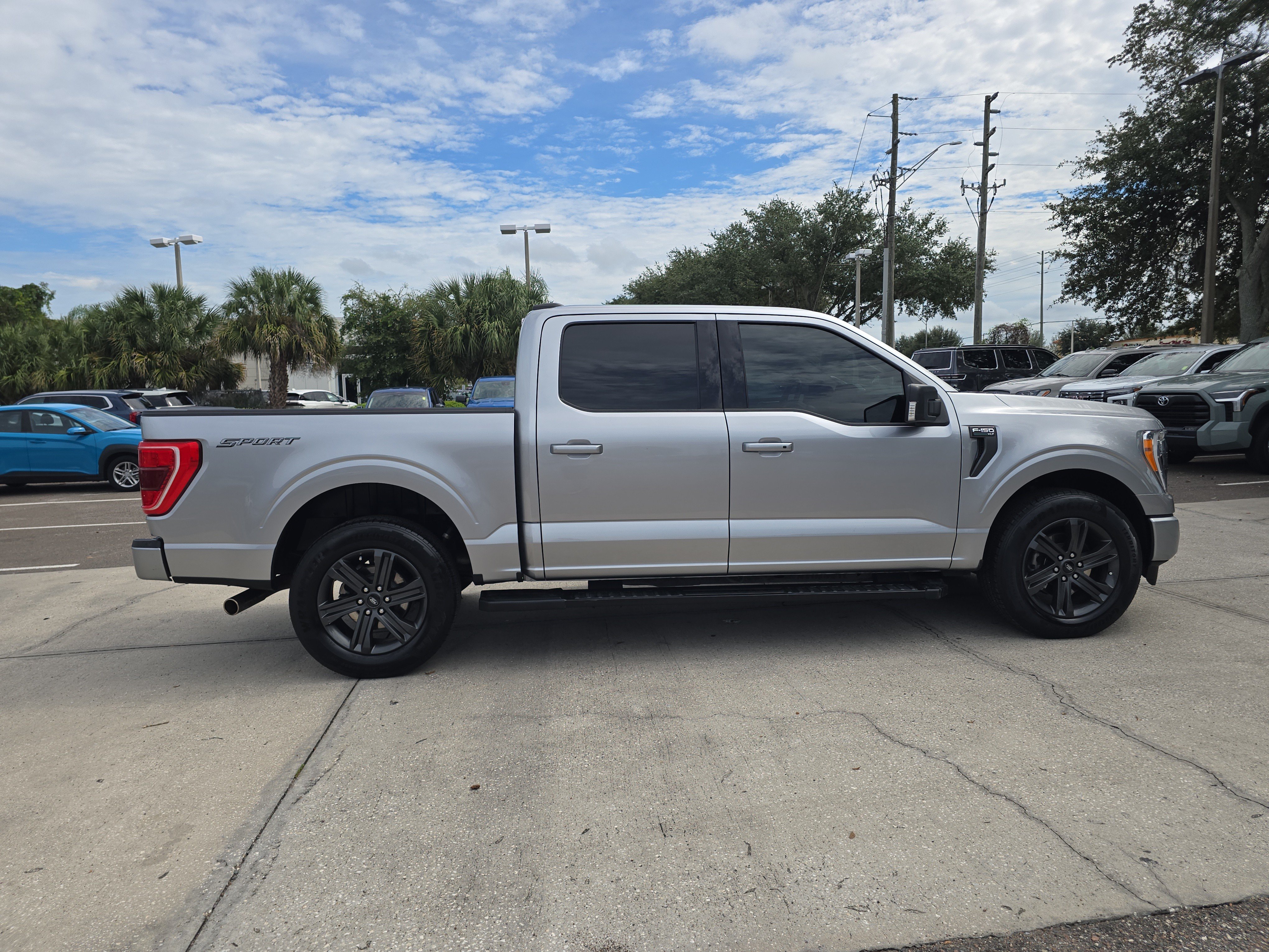 Used 2023 Ford F150 XLT w/ Equipment Group 302A High RWD image 9