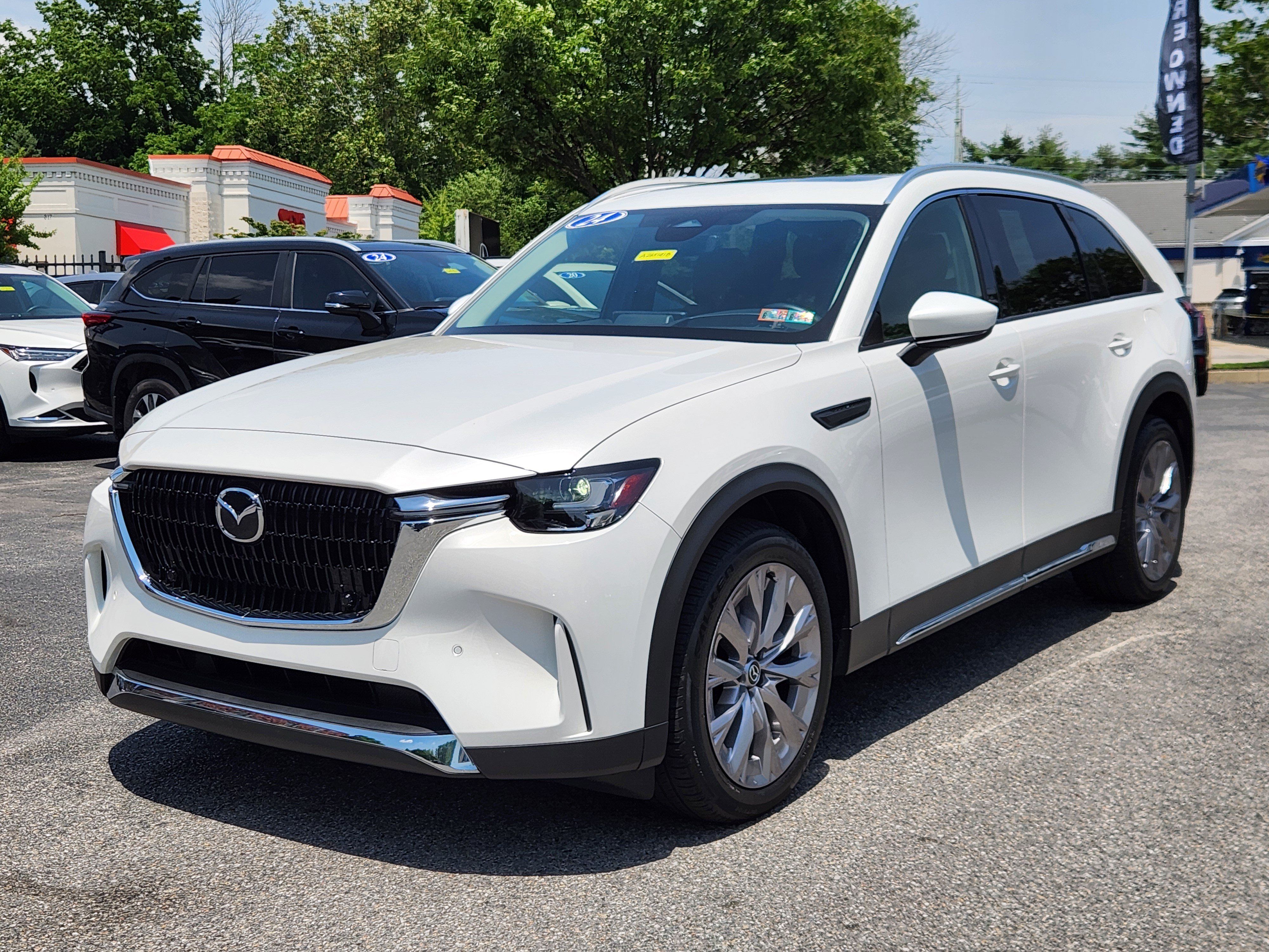 Used 2024 MAZDA CX-90 3.3 Turbo w/ Premium Package AWD/4WD image 2