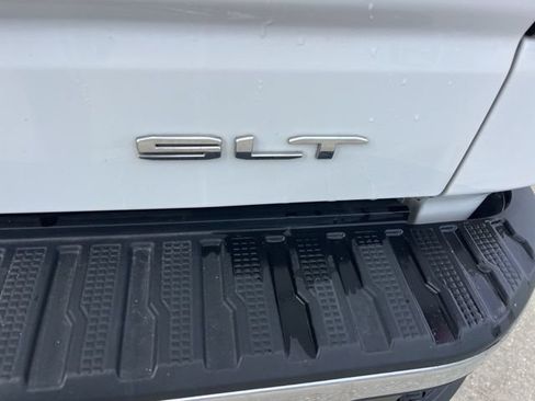 Used 2024 GMC Sierra 1500 SLT RWD image 10