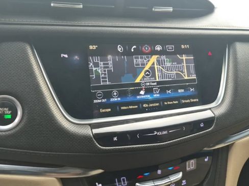 Used 2019 Cadillac XT5 Luxury FWD image 11
