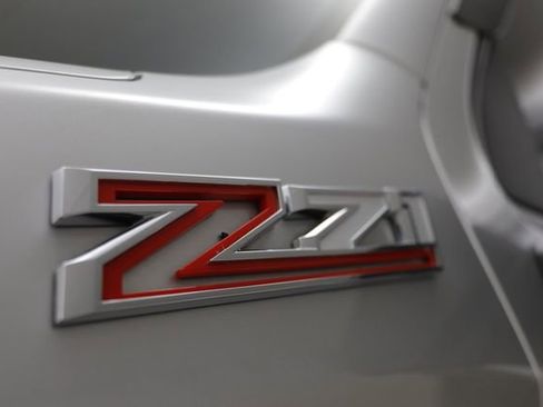 Used 2020 Chevrolet Silverado 1500 LT Trail Boss image 5