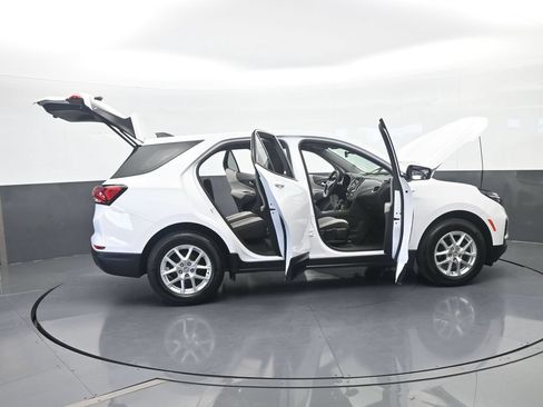Used 2024 Chevrolet Equinox LS w/ Driver Confidence II Package FWD image 66