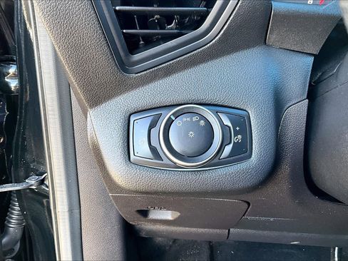 Used 2016 Ford Escape S image 31