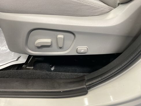 Used 2015 Subaru Forester 2.5i Premium image 13