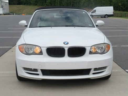 Used 2009 BMW 128i Convertible image 48