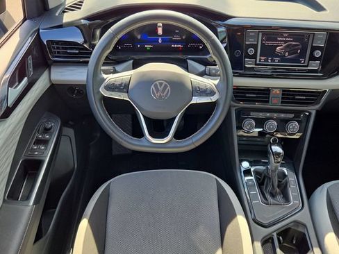 Used 2024 Volkswagen Taos S FWD image 15