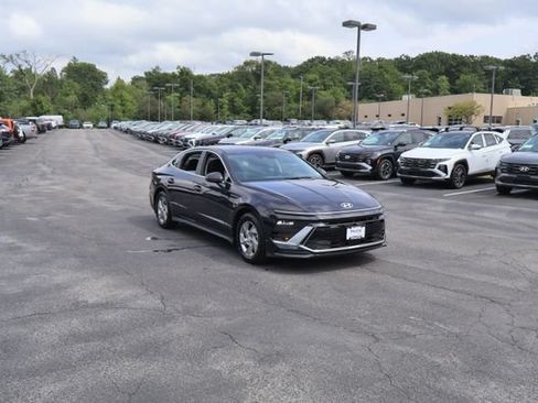 Used 2026 Hyundai Sonata SE FWD image 10