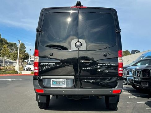 Used 2016 Mercedes-Benz Sprinter 2500 image 5
