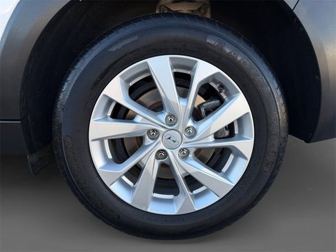 Used 2019 Hyundai Tucson SE w/ Cargo Package image 11