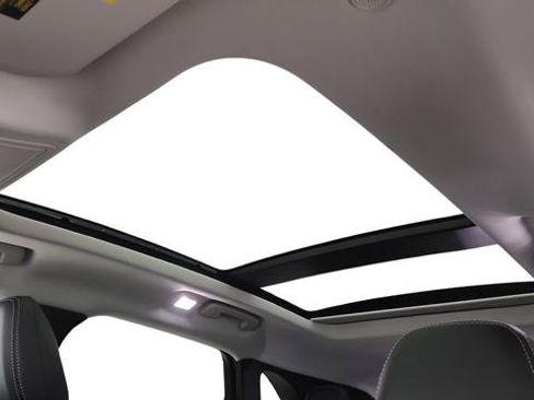 New 2026 Ford Escape SE image 11