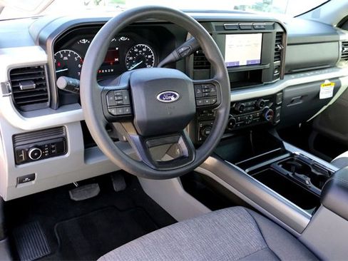 Used 2024 Ford F250 XLT w/ FX4 Off-Road Package image 9