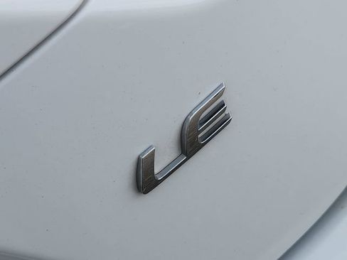 Used 2024 Toyota Corolla LE image 8