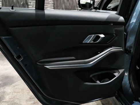 Used 2019 BMW 330i Sedan w/ Convenience Package image 41