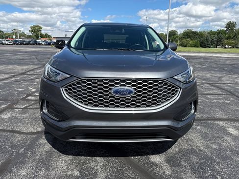 Used 2024 Ford Edge SEL w/ Convenience Package AWD/4WD image 3
