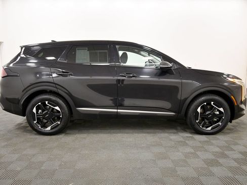 Certified 2026 Kia Sportage S AWD/4WD image 9