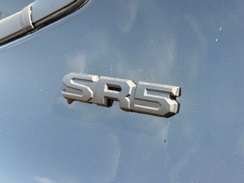 Used 2025 Toyota Tundra SR5 AWD/4WD image 10