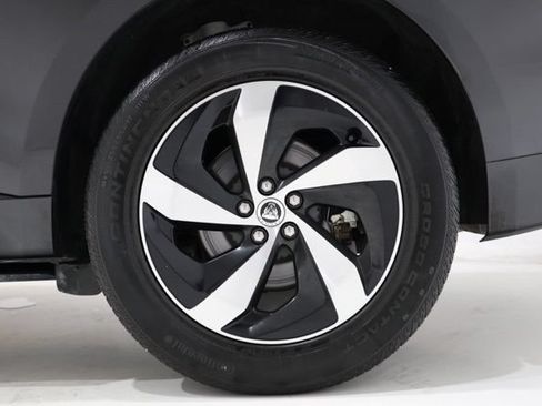 Used 2024 Jaguar F-PACE R-Dynamic S AWD/4WD image 9