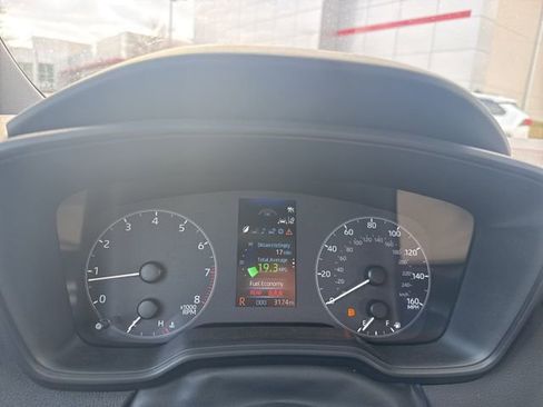 Used 2025 Toyota Corolla SE image 15