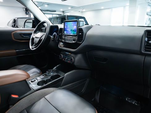 Used 2022 Ford Bronco Sport Outer Banks w/ Tech Package image 26